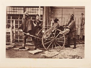 公共运输，日本 作者 英国摄影师