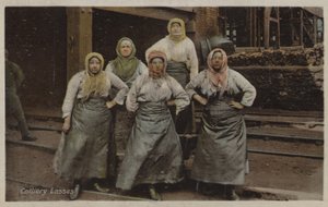 煤矿女工（彩色照片） 作者 英国摄影师