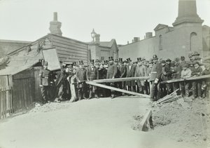 Eastferry Road于1885年从洛特手中解放出来 作者 英国摄影师