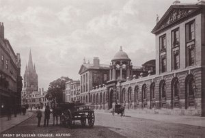 牛津皇后学院前面 作者 英国摄影师