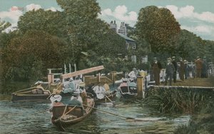 Goring  - 在河上划船。明信片于1913年寄出。 作者 英国摄影师