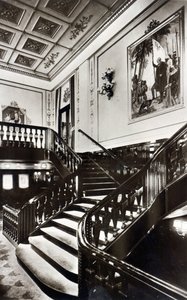 HMS Homeric上的大楼梯 作者 英国摄影师