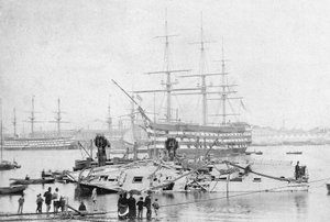朴茨茅斯港的胜利号，约1870年（黑白照片）。 作者 英国摄影师