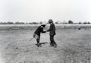 英王乔治五世迎接尼泊尔王公 作者 英国摄影师
