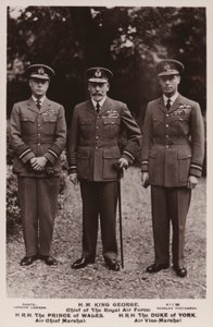 国王乔治五世，威尔士亲王和约克公爵在空军制服 作者 英国摄影师
