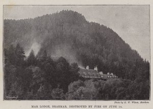 Mar Lodge，Braemar于6月14日被Fire摧毁 作者 英国摄影师