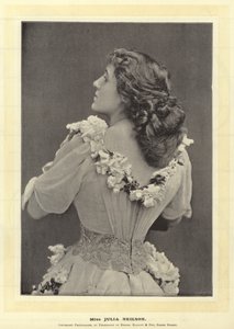 朱莉娅小尼尔斯小姐 作者 English Photographer