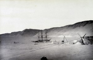 北极：发现湾，冬季 - 载于《1875-76 年极地航行记》，G.S. Nares 编辑。伦敦 作者 英国摄影师