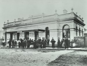 诺丁山门站：大都会铁路的外观，1868年 作者 英国摄影师