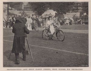 拍摄装饰奖得主Emily Gladys Cherry女士 作者 英国摄影师