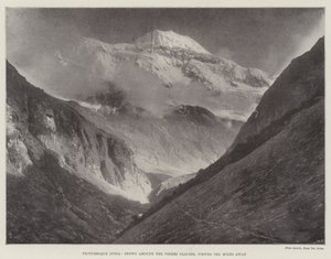 风景如画的印度，在Pindri冰川周围的雪，看到十英里远 作者 英国摄影师