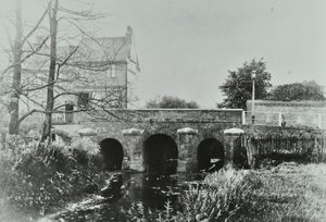 Roe Bridge，Mitcham Lane，1897 作者 英国摄影师