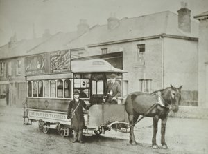 克罗伊登电车公司的单马车在红鹿总站，1885年 作者 英国摄影师