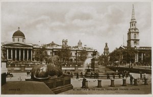 St Martins在领域，特拉法加广场，伦敦 作者 英国摄影师