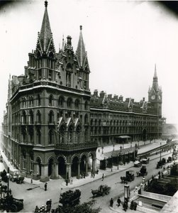 圣潘克拉斯火车站;照片来自1899年4月 作者 英国摄影师