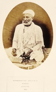Suroosatee Brahmin，Hindoo，Lahore，来自印度人民，J. Forbes Watson，1868年出版（蛋白印刷品） 作者 英国摄影师
