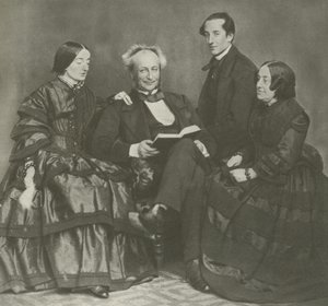 维多利亚时代的家庭组，1857年 作者 英国摄影师