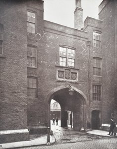 Lincolns Inn Gateway，伦敦，1876年的视图 作者 英国摄影师