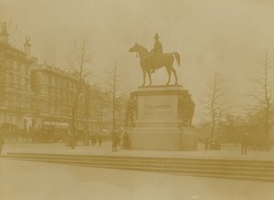 在海德公园，伦敦的Wellingtons雕象 作者 英国摄影师