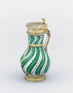伊丽莎白一世（Elizabeth I）镀金的伊兹尼克水罐，1586年 作者 英语学校