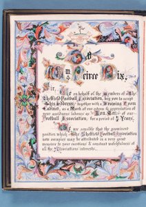 从谢菲尔德足球协会提交给威廉·皮尔斯 - 迪克斯（William Pierce-Dix）的地址致敬，他在1882年担任秘书长（墨水在纸面上）（另见315163） 作者 英语学校