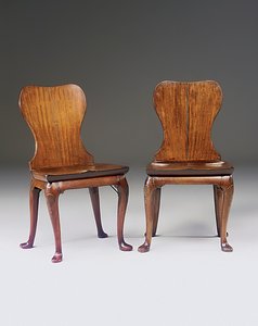 一对乔治二世大厅椅，约1730年 作者 英语学校