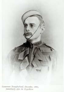 弗朗西斯·杨赫斯本爵士（1863-1942）于1887年从“大陆之心”出版，于1937年出版 作者 英语学校