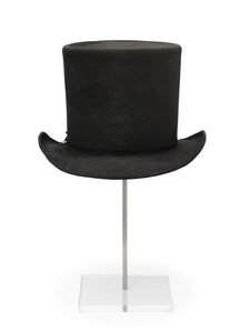 Sir Thomas Picton’s Hat (silk) 作者 英语学校