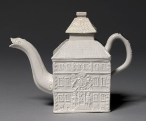 茶壶，在英国斯塔福德郡工厂生产，由亚伦·伍德（Aaron Wood）建模 作者 英语学校
