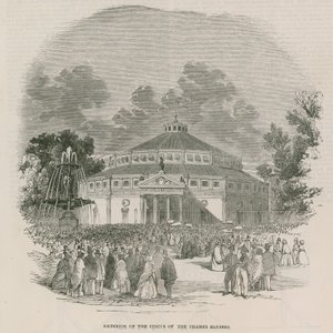 法国国家彩票 - 香榭丽舍大街马戏团的外观，巴黎，法国 作者 英语学校