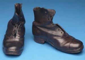 工作靴，c.1900（皮革） 作者 英语学校