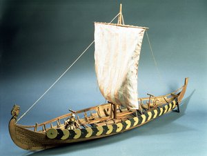1880年在挪威Gokstad发现的Viking船的索具模型（木材）