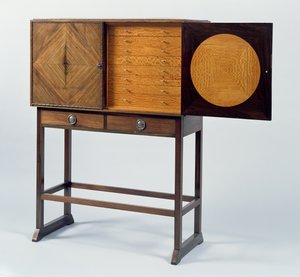 内阁，c.1902（红木与macassar乌木和缎木单板）（另见283796） 作者 Ernest William Gimson