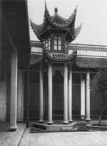 湖南长沙府陈家祠，正院钟楼（黑白照片） 作者 恩斯特·波尔施曼