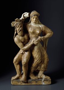 古代艺术品。"萨提尔和跳舞的人 "来自萨提卡姆的母神庙的陶器雕塑。公元前480年。凹陷。59厘米 罗马，国家朱利亚别墅博物馆 作者 伊特鲁里亚语