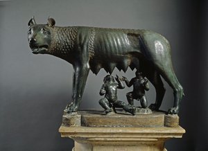 卡皮托林狼(青铜雕塑，公元前500年) 作者 伊特鲁里亚语