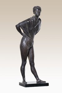 女性形象 作者 欧金尼奥·佩里尼（Eugenio Pellini）
