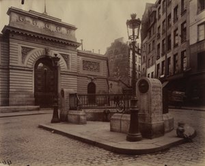 巴黎高等工艺学校的喷泉，1902年。 作者 欧仁·阿格特