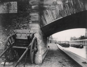 大主教的桥，位于巴黎Quai de la Tournelle的拐角处，1911年 作者 欧仁·阿格特