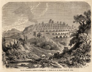 马达加斯加首都塔那那利夫的景色，由 Evremond de Berard（1824-1881 年）绘制，用于说明 Ida Pfeiffer 于 1857 年前往马达加斯加的旅程。雕刻于 1861 年的“Le tour du monde”。Selva 的收藏。