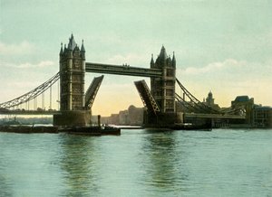塔桥，c1900年代。