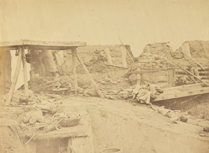 英国入口的内部，北堡1860年8月21日 作者 菲利斯·比托（Felice Beato）