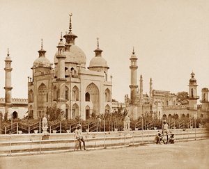 勒克瑙Husainabad Emambarah的清真寺 作者 菲利斯·比托（Felice Beato）
