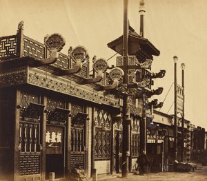 1860年10月，北京中国城的商店和街 作者 菲利斯·比托（Felice Beato）