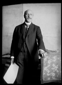 卡尔-塞茨（1869-1950 年）的照片