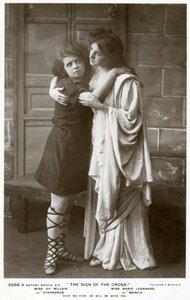 常春藤米莱（Ivy Millais）和玛丽·莱昂哈德（Marie Leonhard），女演员，摄于c1900年代。 作者 富勒姆和班菲尔德