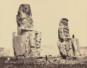 平原上的雕像，底比斯，1858年。 作者 弗朗西斯·弗里斯