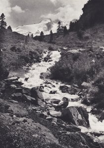 东阿尔卑斯山：从 Wildgerlos Tal 上端俯瞰赖亨山脉（黑白照片）