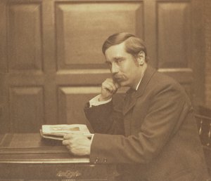 赫伯特·乔治·威尔斯（1866-1946）的肖像照片作者：弗雷德里克·霍利尔（1837-1933）1903年（棕褐色照片） 作者 弗雷德里克·霍利尔