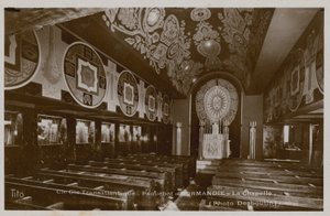教堂船上的汽船，拉诺曼底。明信片于1913年寄出。 作者 法国摄影师